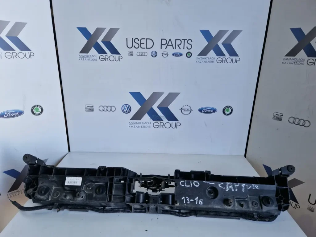 RENAULT CLIO 2013-2016 ΜΕΤΩΠΗ ΑΝΩ ΚΛΕΙΔΑΡΙΑ ΜΕΤΩΠΗΣ