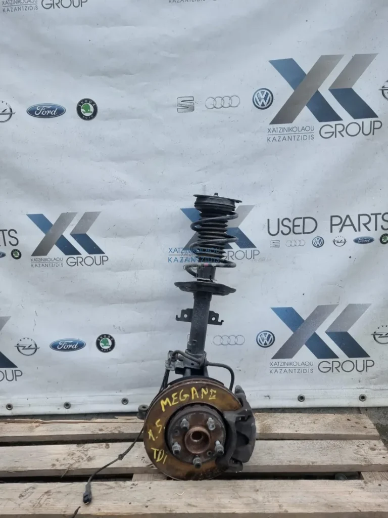 RENAULT MEGANE 2016-2022 ΑΚΡΟ-ΜΠΟΥΚΑΛΑ ΔΕΞΙ