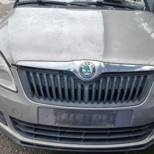 SKODA ROOMSTER 2010-2014 ΜΟΥΡΗ ΕΜΠΡΟΣ ΚΟΜΠΛΕ (ΚΑΠΟ-ΦΑΝΑΡΙΑ-ΜΕΤΩΠΗ-ΤΡΑΒΕΡΣΑ-ΠΡΟΦΥΛΆΚΤΗΡΑΣ-ΦΤΕΡΑ-ΘΟΛΟΙ-ΨΥΓΕΙΑ-ΣΕΤ ΑΕΡΟΣΑΚ