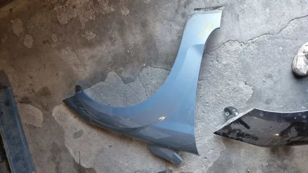 FORD FOCUS 2008-2012 ΦΤΕΡΟ ΕΜΠΡΟΣ ΔΕΞΙ