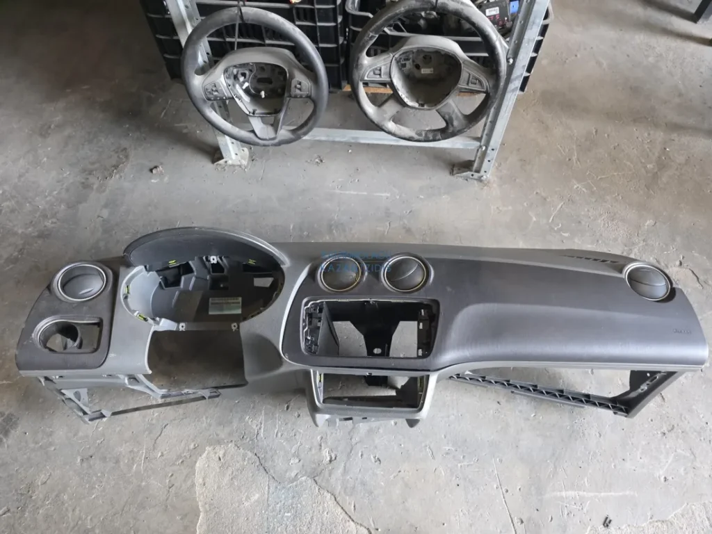 SEAT IBIZA 2009-2013 TAMPLO